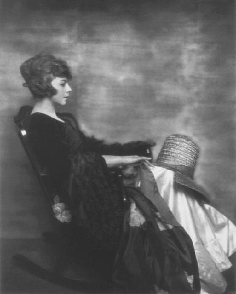 Unidentified sitter (TODO) — Library of Congress — original