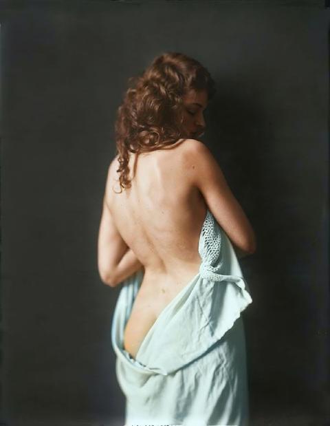 Billie Dove — Ziegfeld Girls — colorized