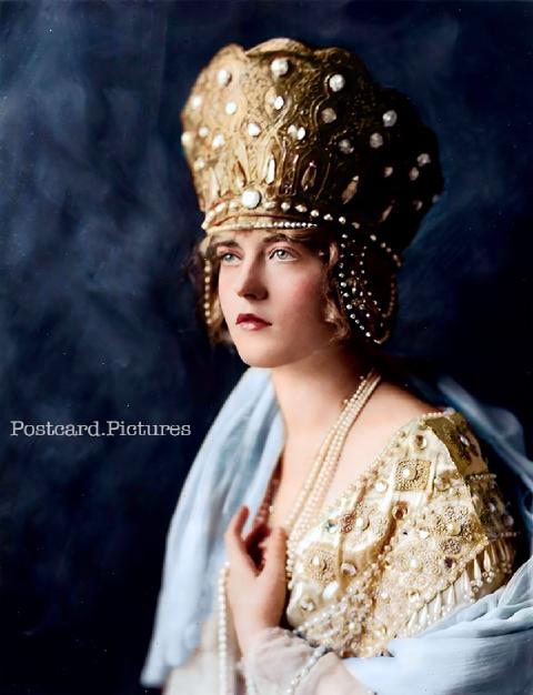 Marion Davies — Ziegfeld Girls — colorized